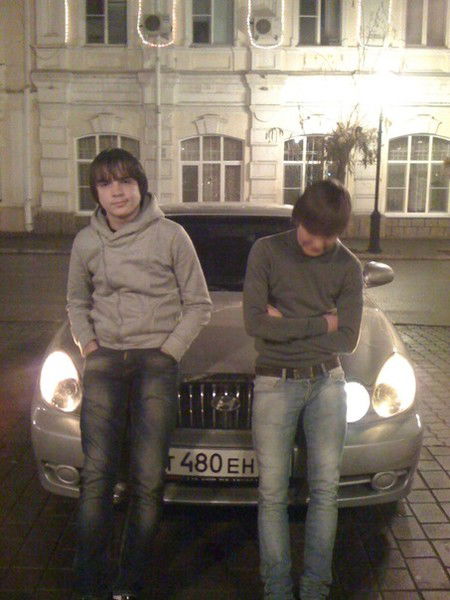 Дмитрий ********