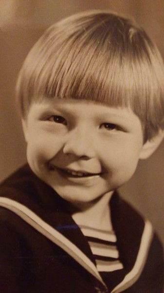 Анатолий Попов