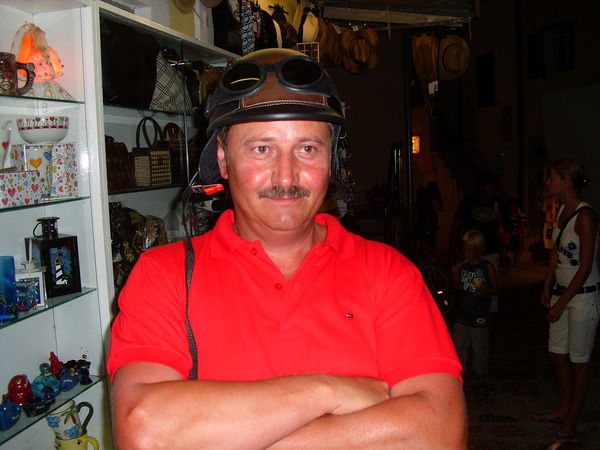 Юрий Шнайдер