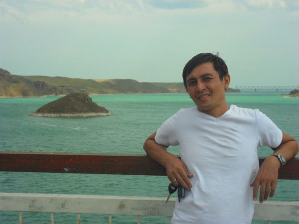 Есет Туяков