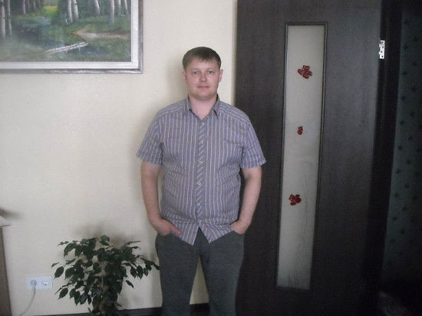 Виталий Артемов