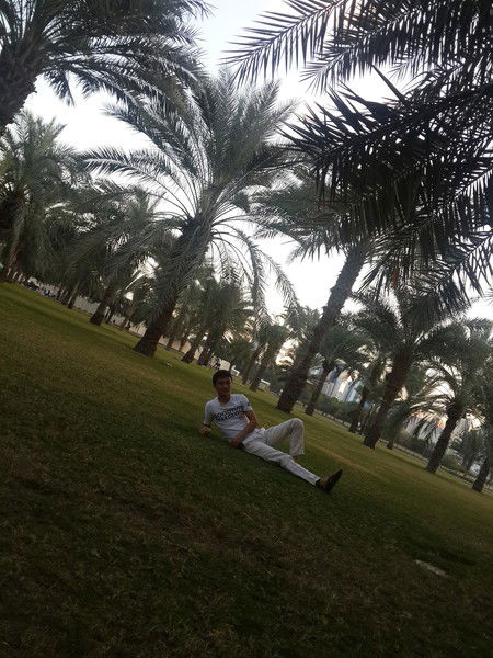 Женис Маханов