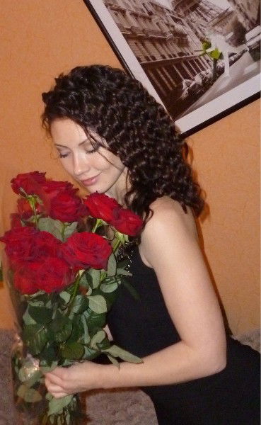 Оленька ******