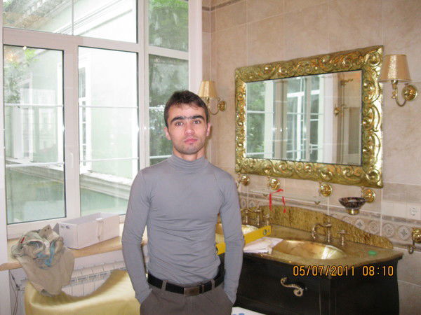 Шараф Собиров