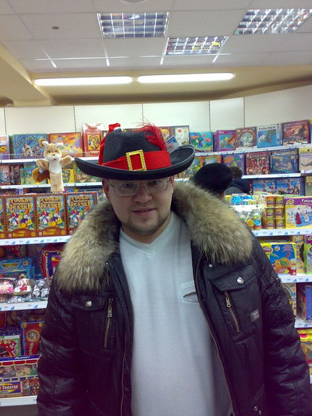 Роман Акельев