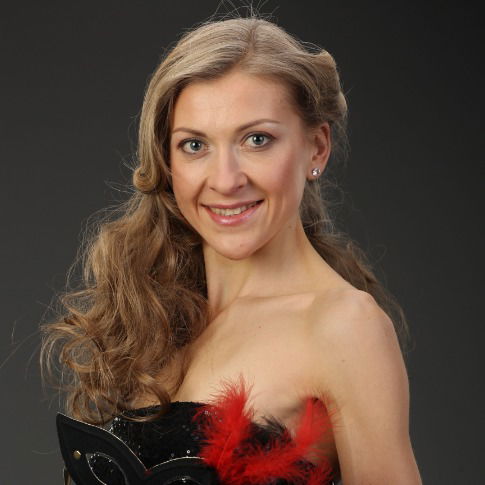 Елена Томчук