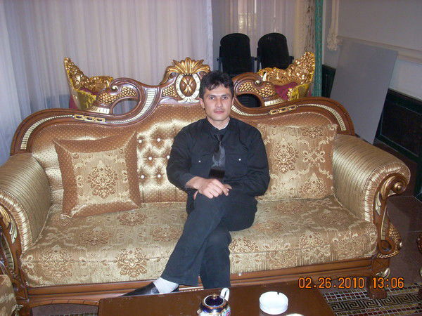 Жавохир Хотамов