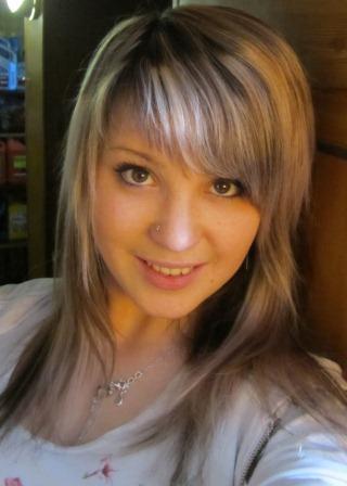 Алёна Леонова