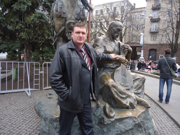 Денис Ушаков