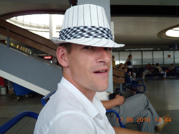 Александр Бондарев