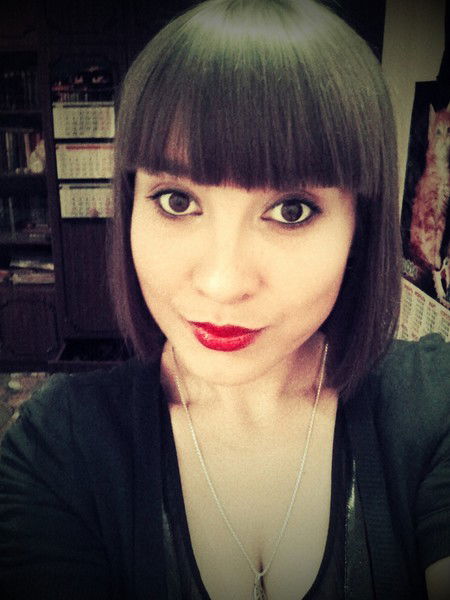 Жгучая Брюнетка