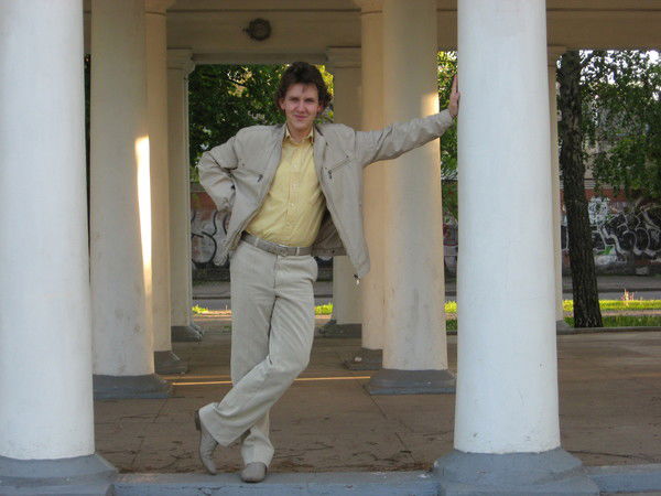 Владислав Андреев