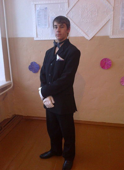 Максим Кулешов