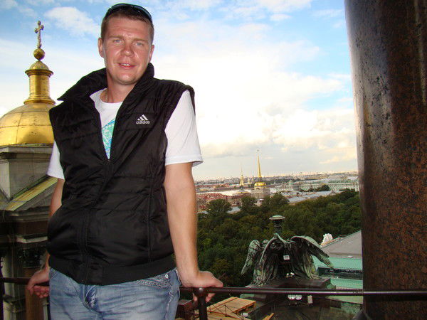 Дмитрий Карпов