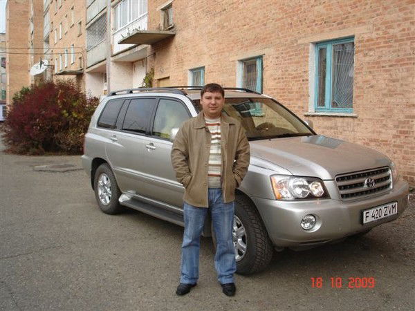 Александр Макаров