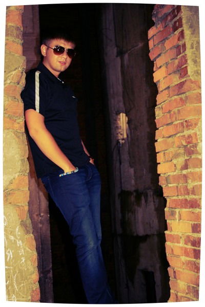 Михаил Попов