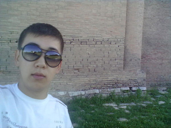 Данияр Ташиев