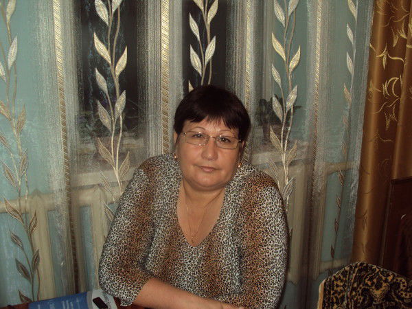 Людмила Шарова (Потапова)