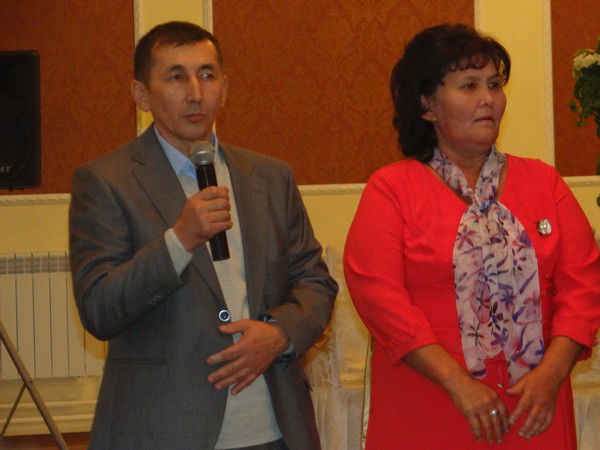 Муратбек Есенгазы