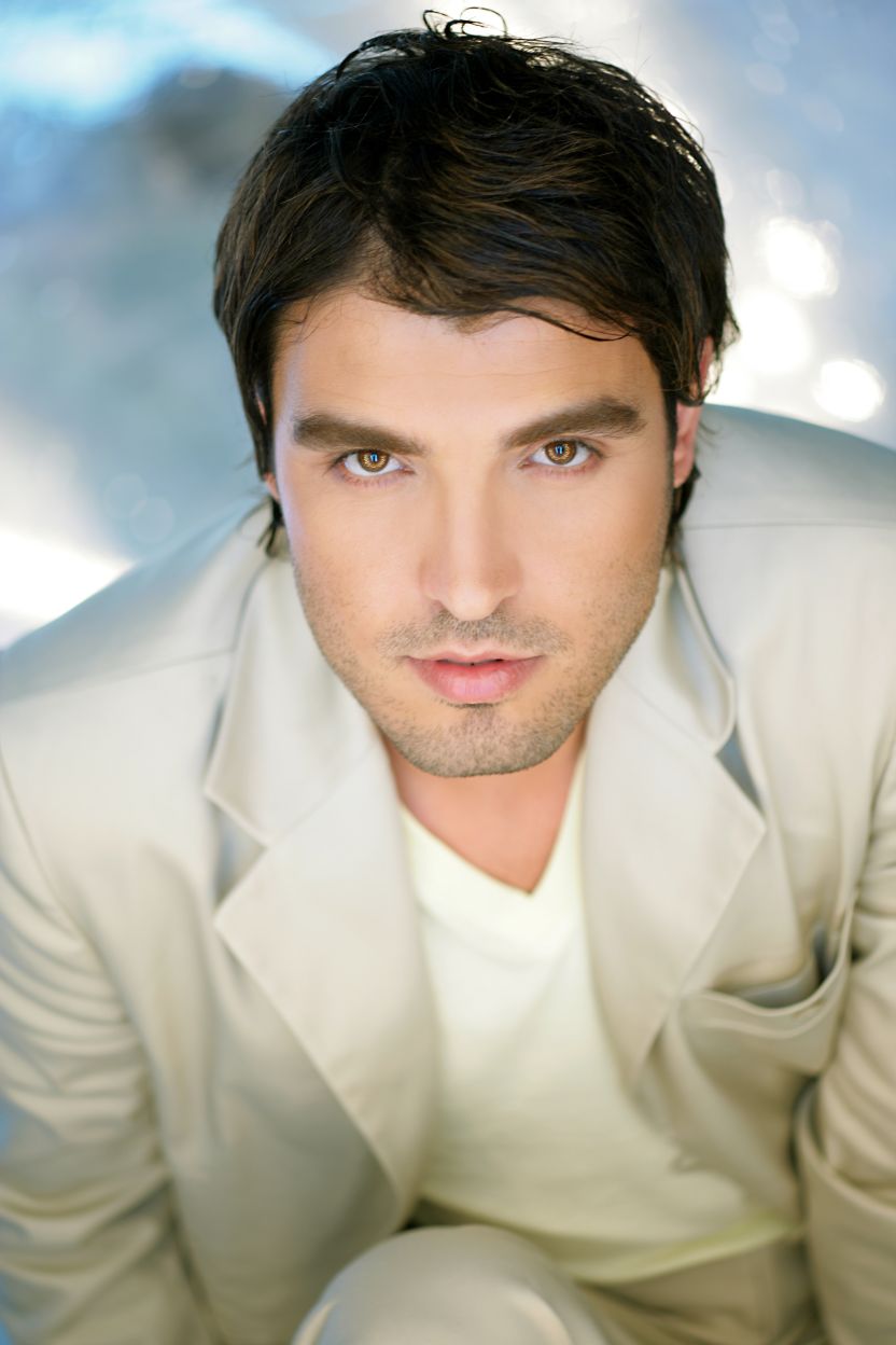 Тимур Рустамов