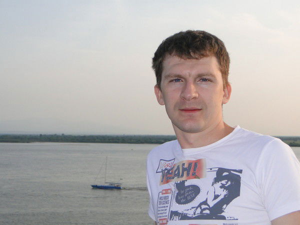 Дмитрий Степанов