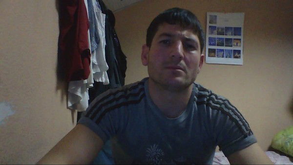 Бахадур Холов