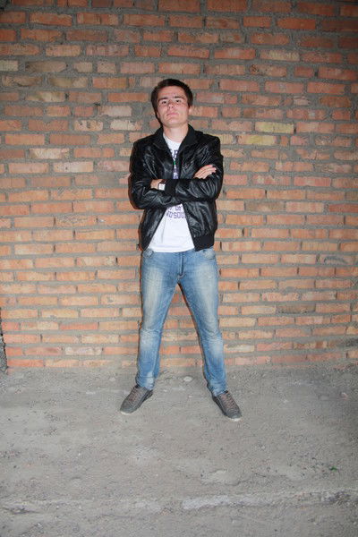 Слава Русаков