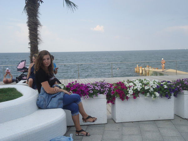 Аня Мельник