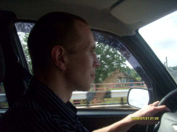 Алексей Карпов