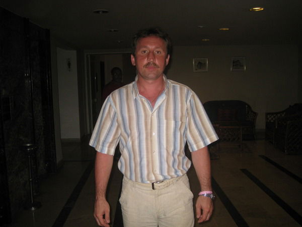 Олег Суриков