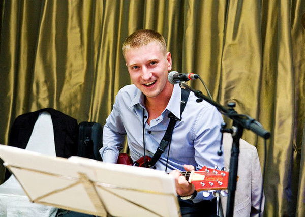 Дмитрий Якушев