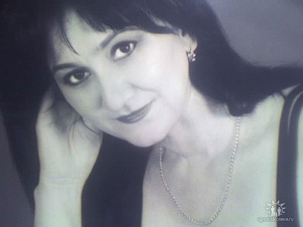 Лола Фатахова