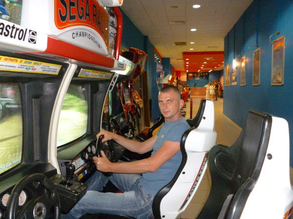 Алексей Попов