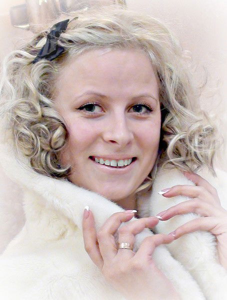 Елена Савинова