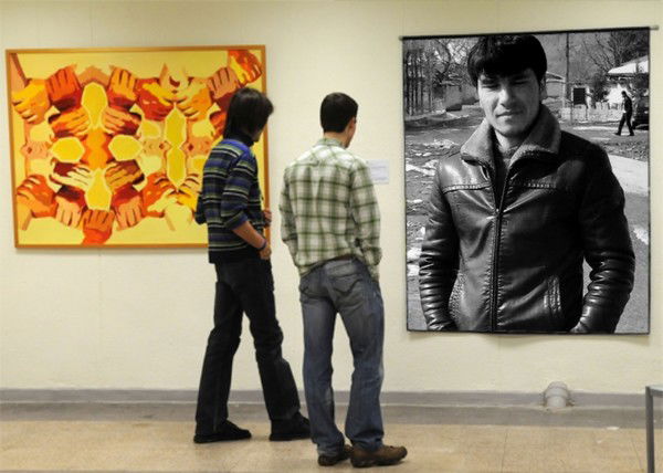 F.a.x.r.i.d.d.i.n U.s.m.o.n.o.v