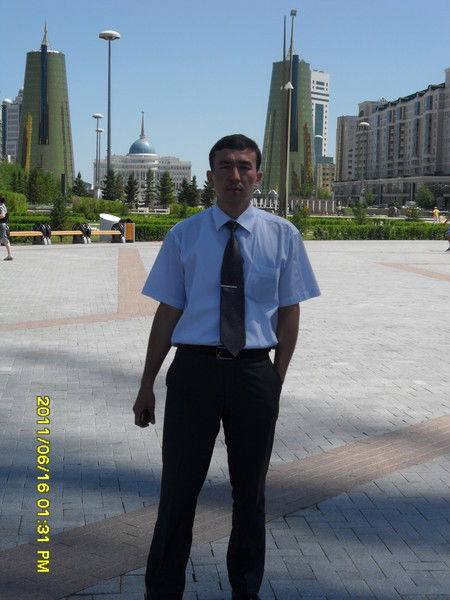 Аскар Утенов