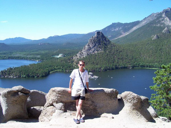 Виктор Захаров