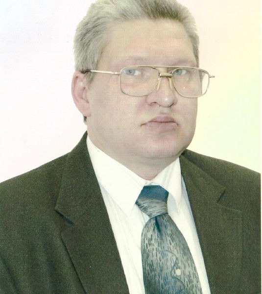 Олег Артёмов