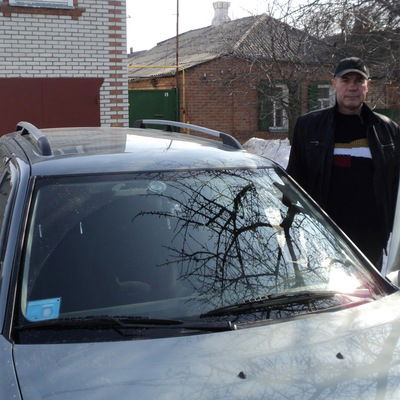 Николай Уткин