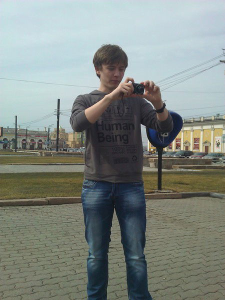 Денис Султанов