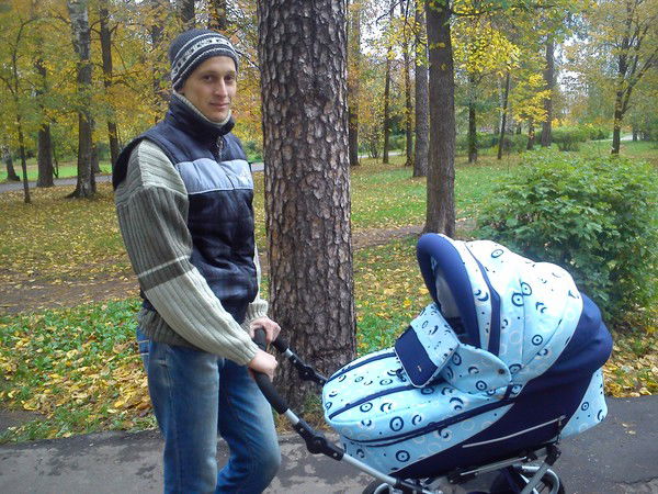 Антон Попов