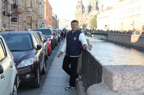 Олег Лесков