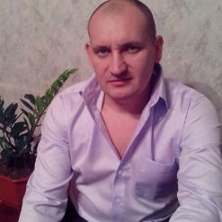 Владислав Харланов