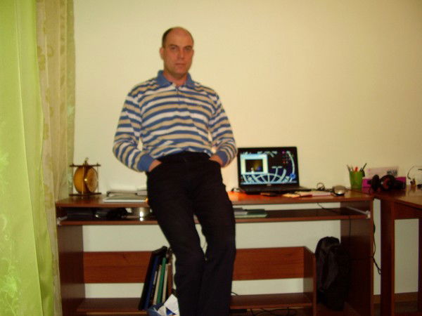 Александр Дмитриев