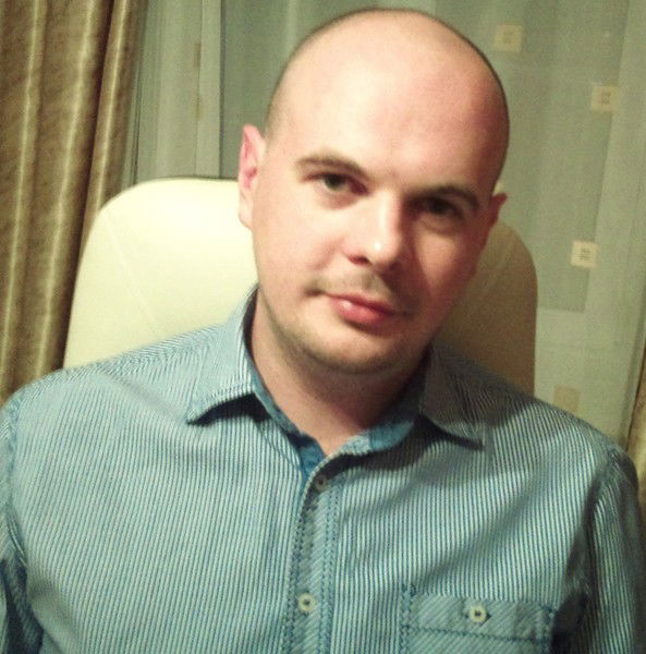 Евгений Колесников