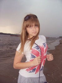 Таня Санова