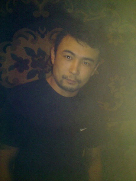 Адлет Никомбаев