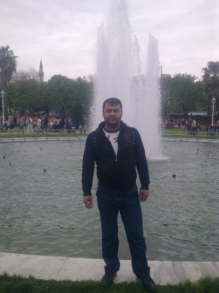 Парвиз Хотамов