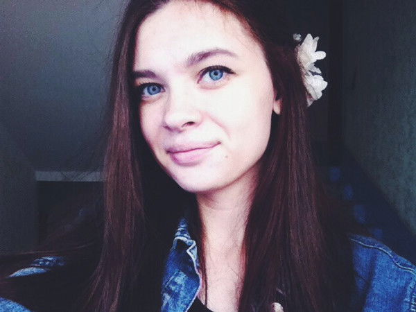 Лена Чаютаева