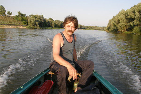 Владимир Холод